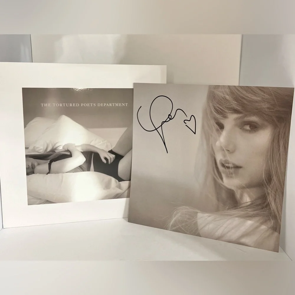 Taylor Swift SIGNED PHOTO INSERT The Tortured Poets Department Vinyl Manuscript - Picture 7 of 9